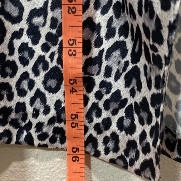 Mary‎ McFadden kaftan snow leopard print long satin - Picture 12 of 13